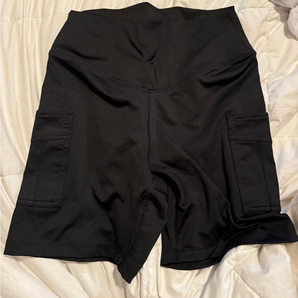 PINK ACTIVE biker shorts with pockets size medium